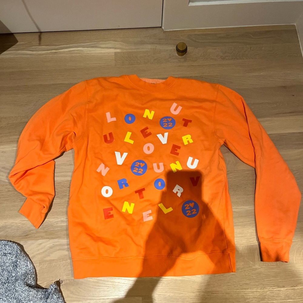 Art styles Harry’s house crew neck